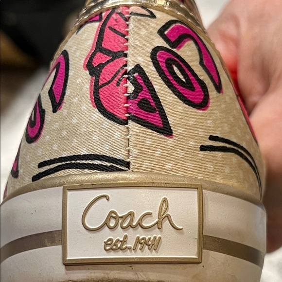 Coach Coach Women's Sneakers with Pink Sneakers Size 7.5 - Picture 2 of 12